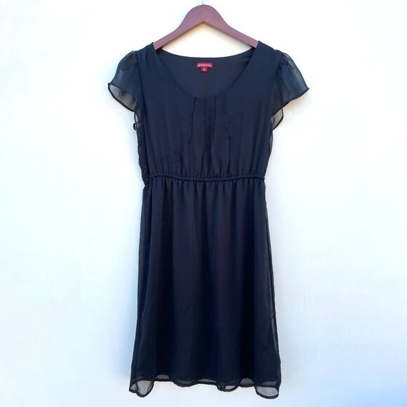 Black Dress - Picture 1 of 5